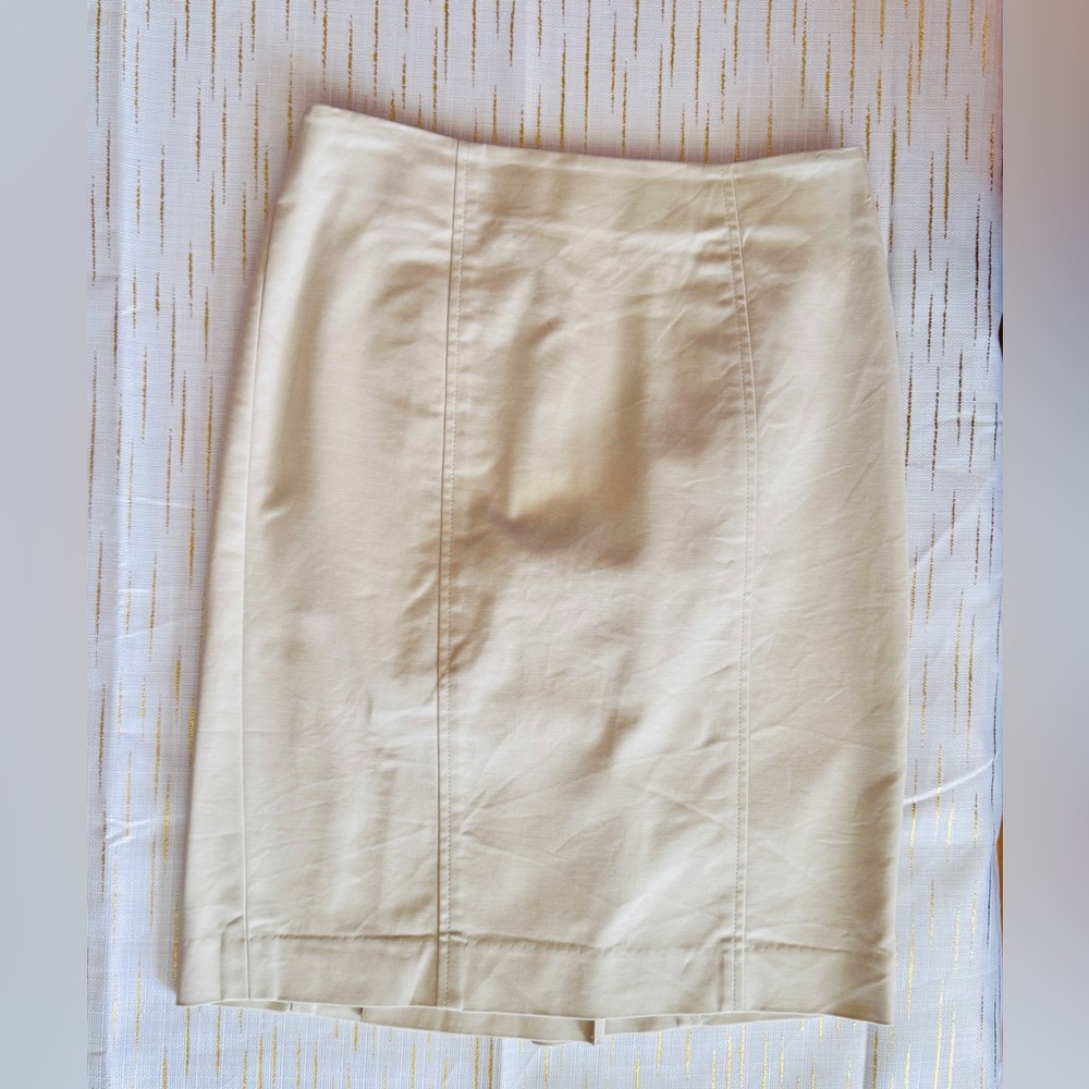 Ann Taylor LOFT Classic Cream Pencil Skirt
